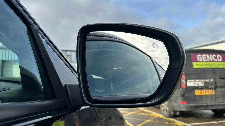 Vauxhall Grandland 1.2 Turbo Ultimate 5dr Petrol Hatchback